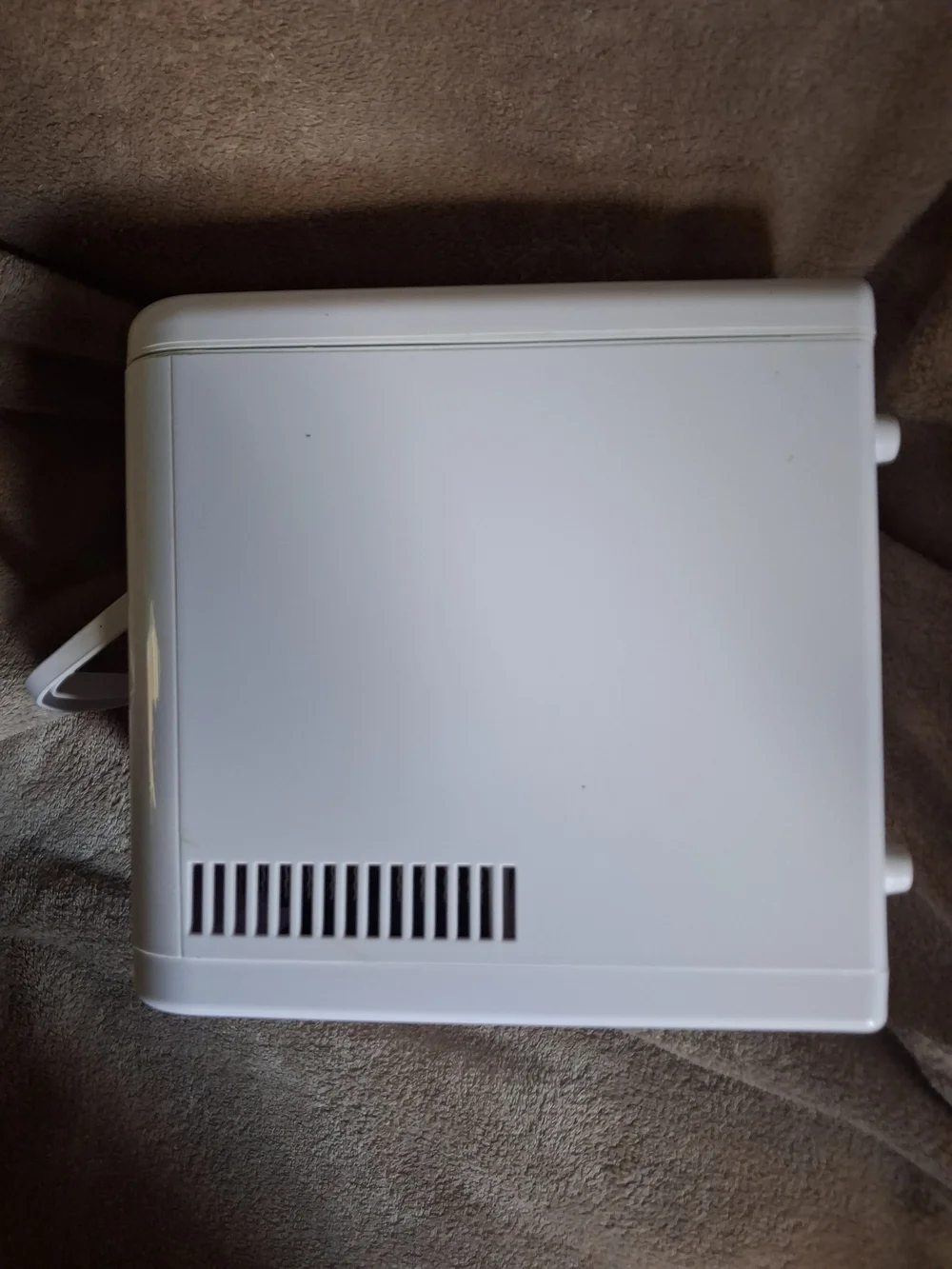 AstroAI White Mini Fridge - Compact Portable Cooler for Home & Office